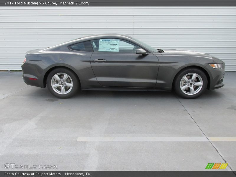 Magnetic / Ebony 2017 Ford Mustang V6 Coupe