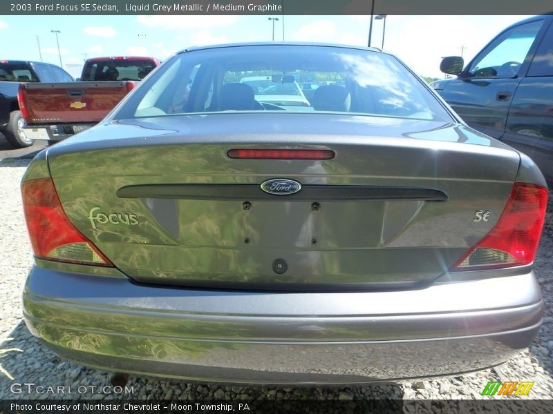 Liquid Grey Metallic / Medium Graphite 2003 Ford Focus SE Sedan