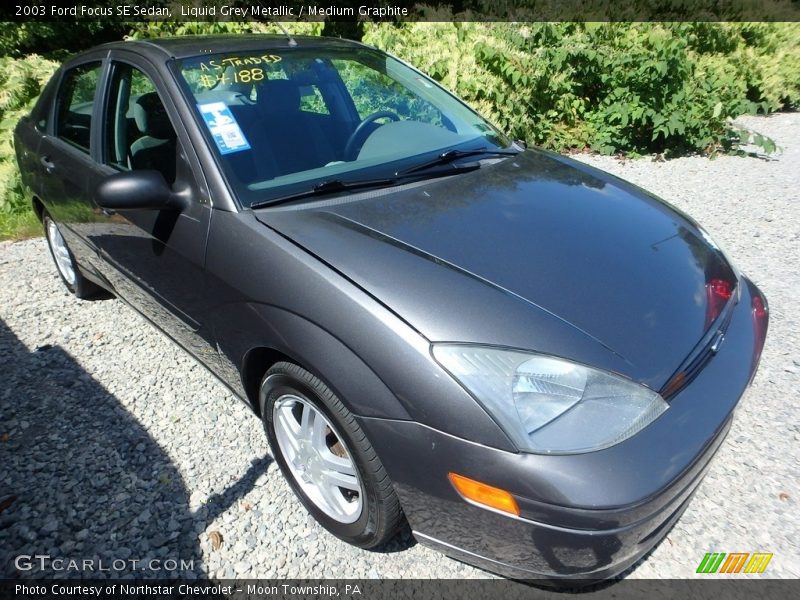 Liquid Grey Metallic / Medium Graphite 2003 Ford Focus SE Sedan