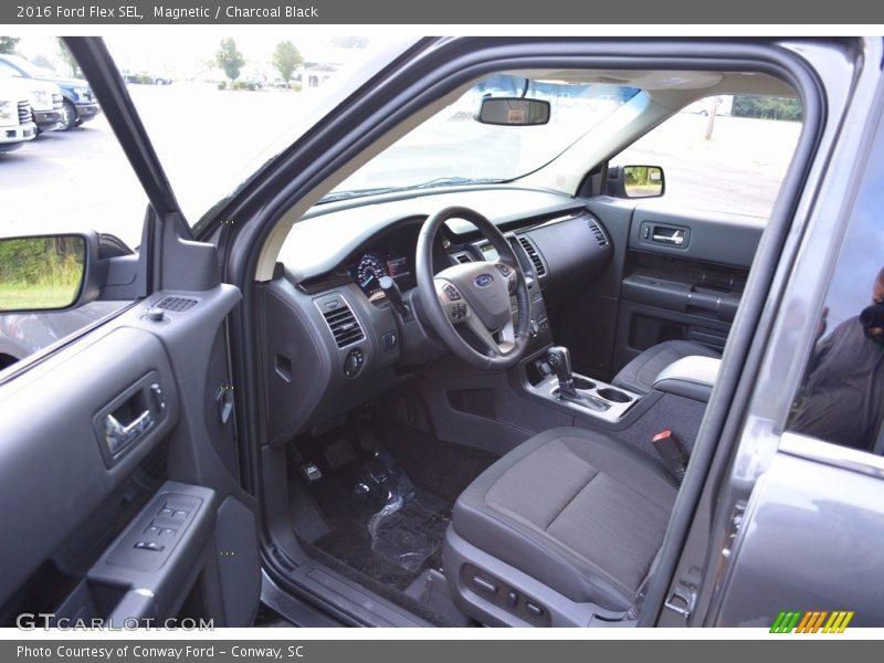 Magnetic / Charcoal Black 2016 Ford Flex SEL
