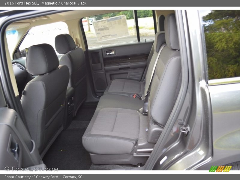 Magnetic / Charcoal Black 2016 Ford Flex SEL