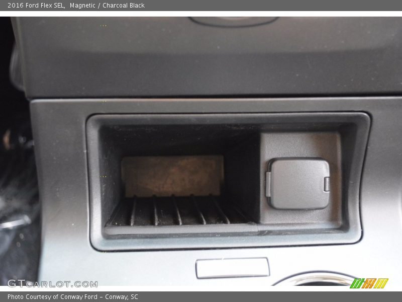 Magnetic / Charcoal Black 2016 Ford Flex SEL