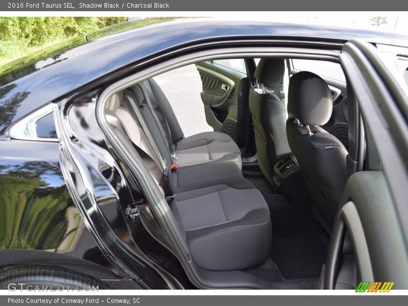 Shadow Black / Charcoal Black 2016 Ford Taurus SEL