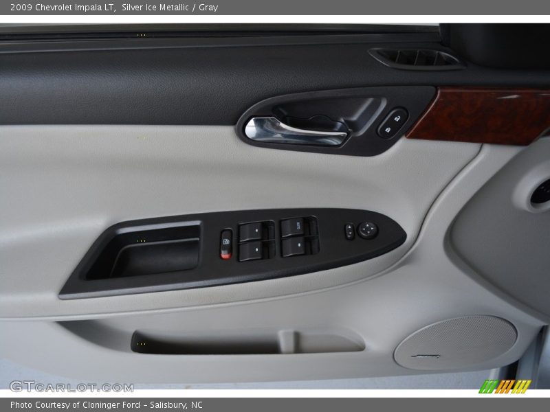 Silver Ice Metallic / Gray 2009 Chevrolet Impala LT