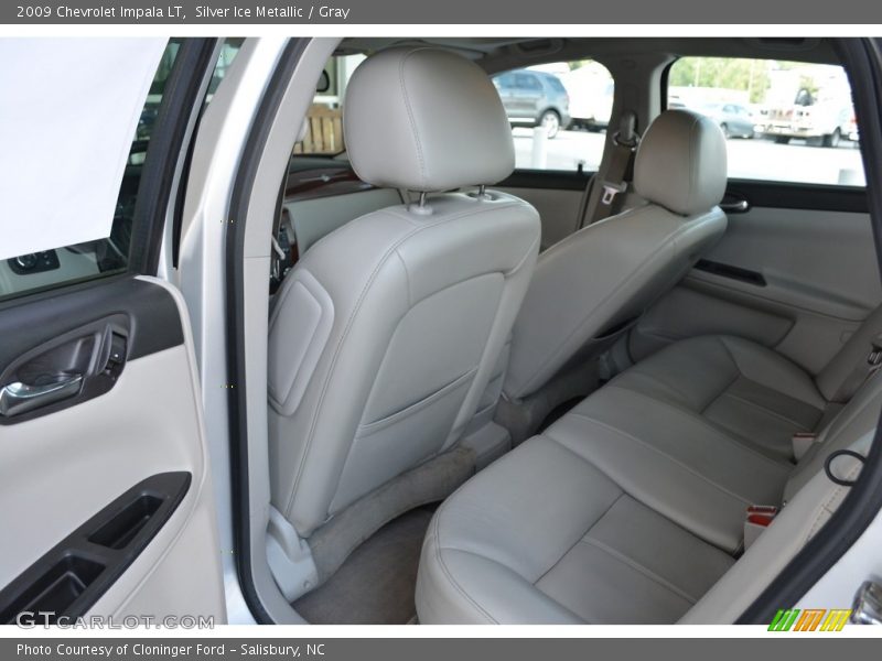Silver Ice Metallic / Gray 2009 Chevrolet Impala LT
