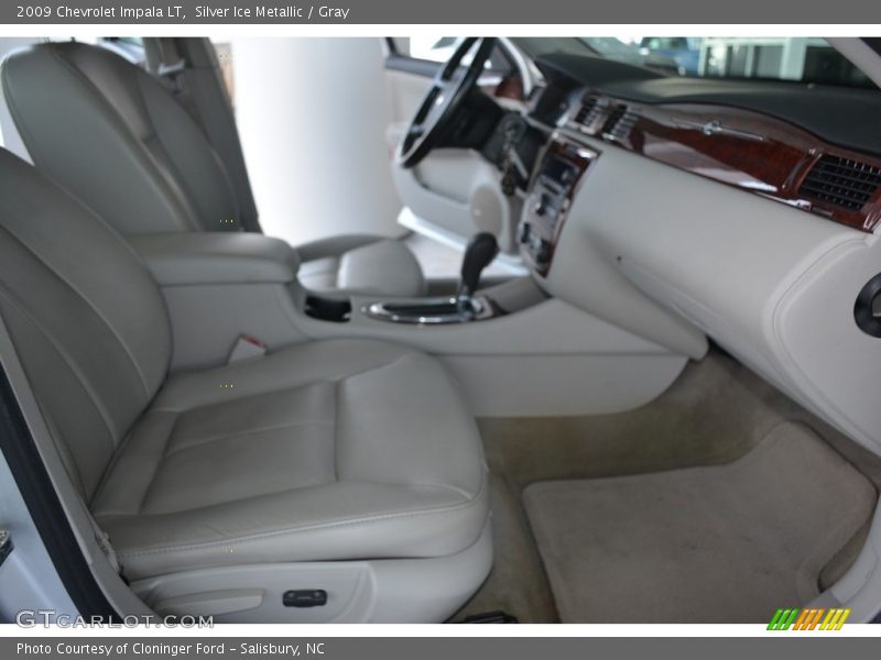 Silver Ice Metallic / Gray 2009 Chevrolet Impala LT