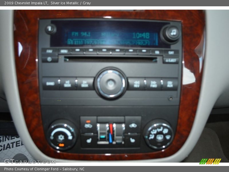 Silver Ice Metallic / Gray 2009 Chevrolet Impala LT