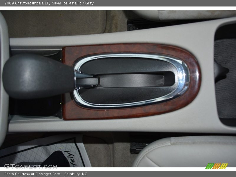 Silver Ice Metallic / Gray 2009 Chevrolet Impala LT