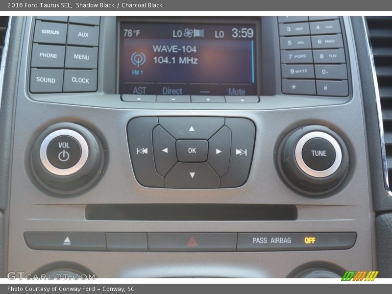 Shadow Black / Charcoal Black 2016 Ford Taurus SEL