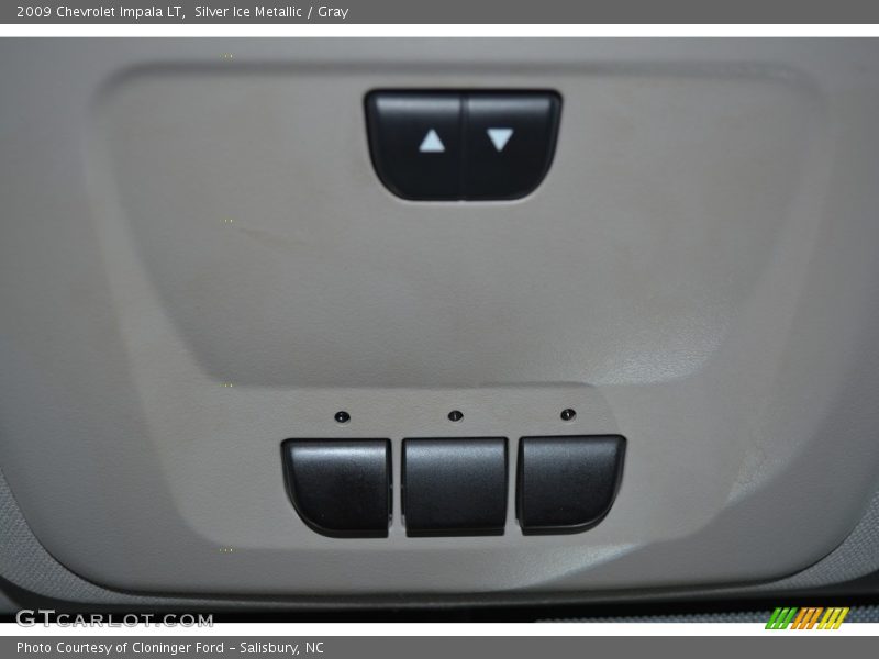 Silver Ice Metallic / Gray 2009 Chevrolet Impala LT