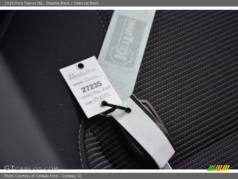 Shadow Black / Charcoal Black 2016 Ford Taurus SEL