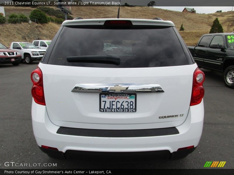 Summit White / Light Titanium/Jet Black 2011 Chevrolet Equinox LT