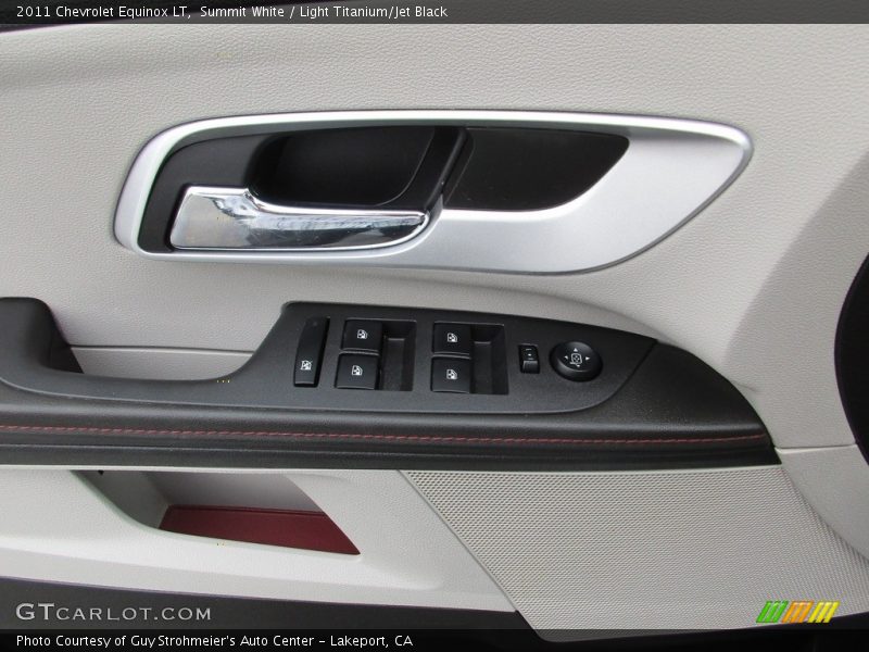 Summit White / Light Titanium/Jet Black 2011 Chevrolet Equinox LT