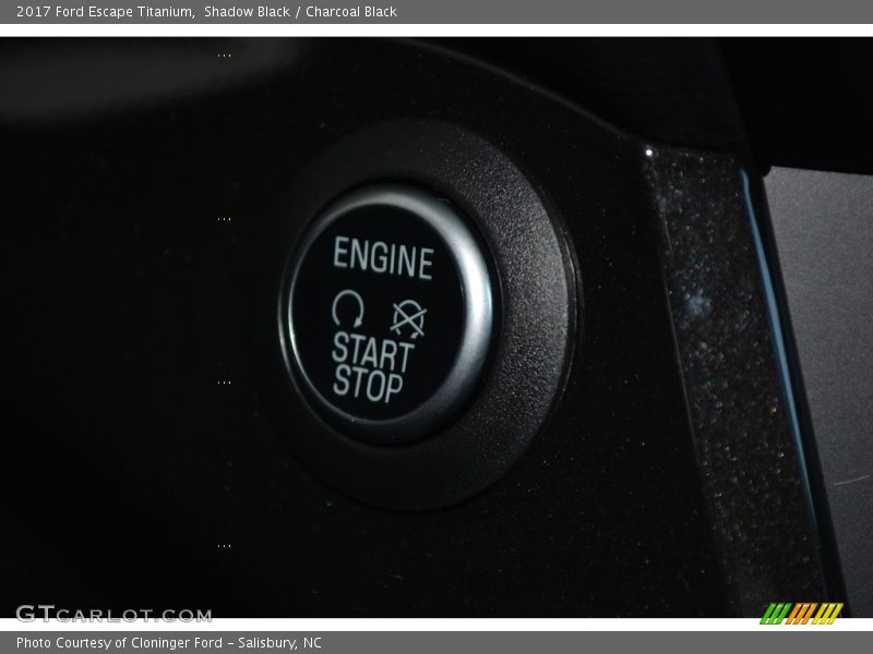 Shadow Black / Charcoal Black 2017 Ford Escape Titanium