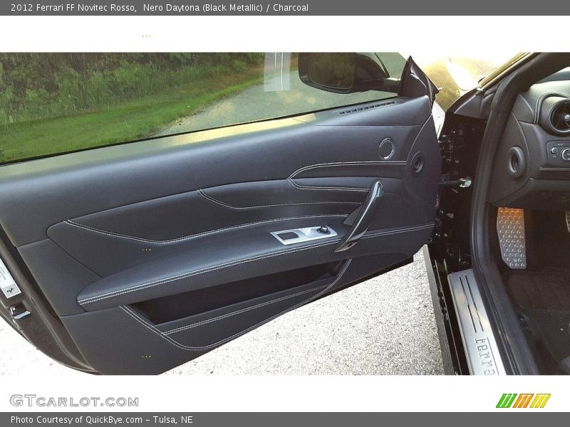 Door Panel of 2012 FF Novitec Rosso