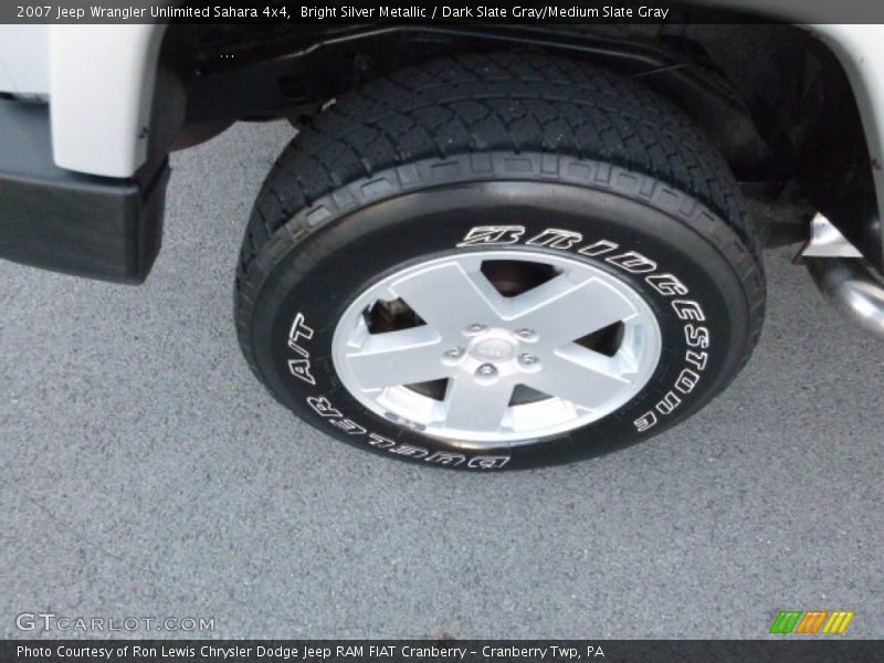 Bright Silver Metallic / Dark Slate Gray/Medium Slate Gray 2007 Jeep Wrangler Unlimited Sahara 4x4