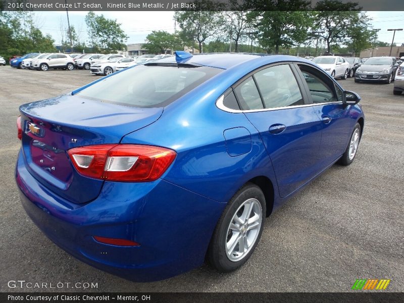 Kinetic Blue Metallic / Jet Black 2016 Chevrolet Cruze LT Sedan