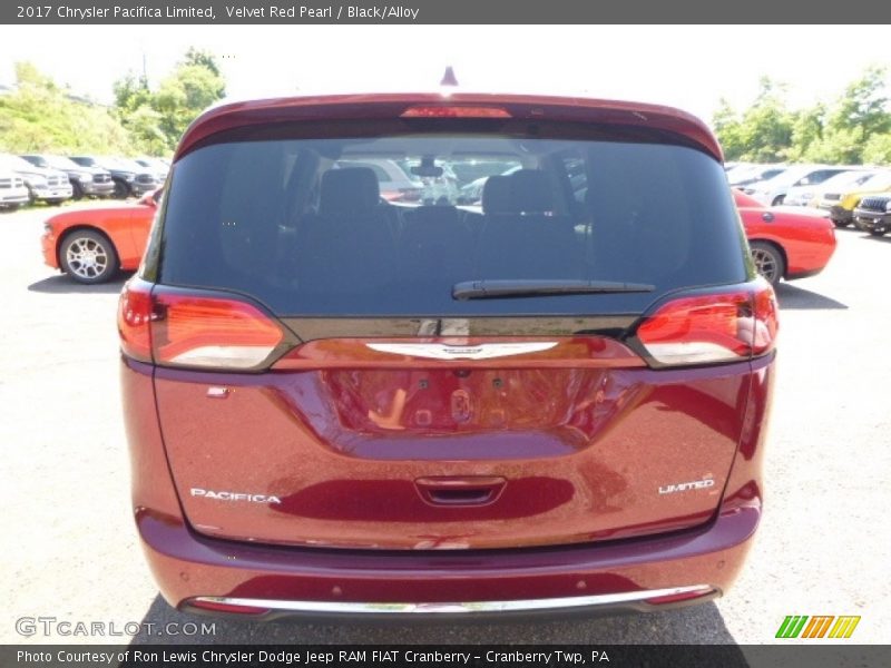 Velvet Red Pearl / Black/Alloy 2017 Chrysler Pacifica Limited