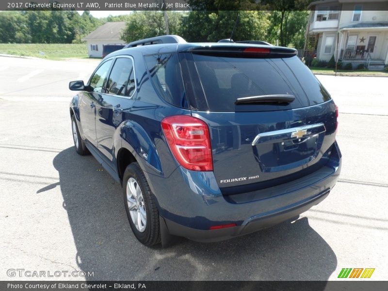 Patriot Blue Metallic / Jet Black 2017 Chevrolet Equinox LT AWD