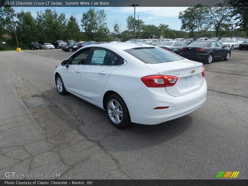 Summit White / Jet Black 2016 Chevrolet Cruze LT Sedan
