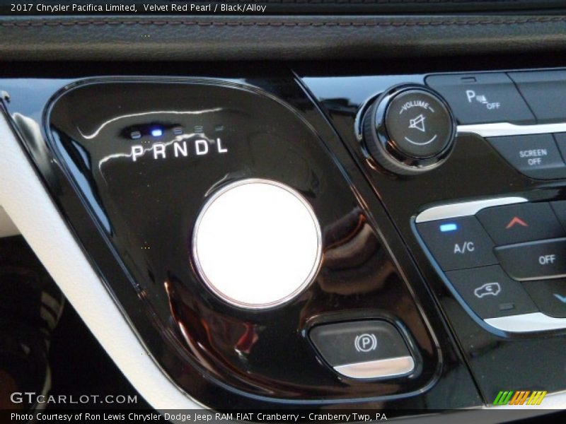 Velvet Red Pearl / Black/Alloy 2017 Chrysler Pacifica Limited
