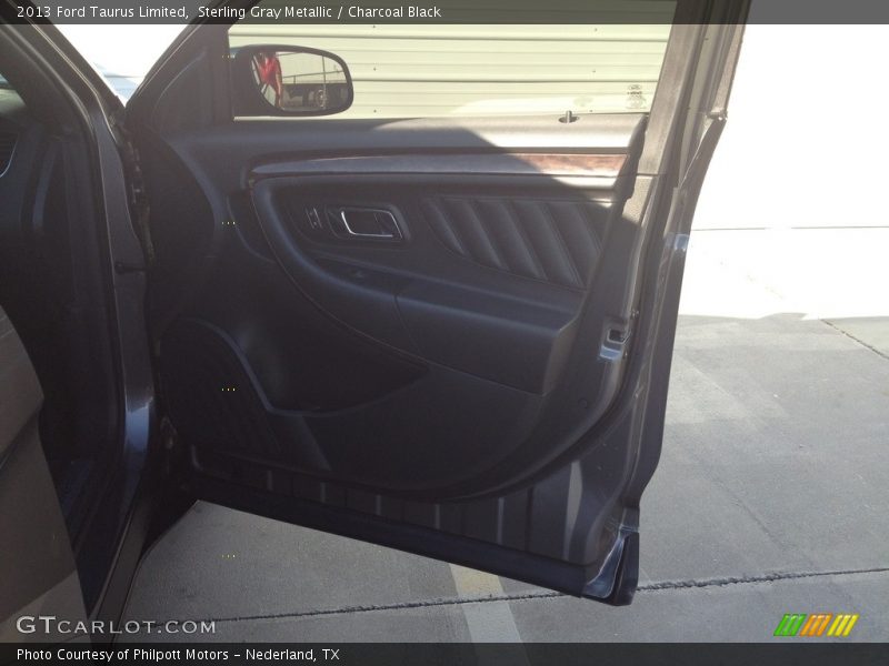 Sterling Gray Metallic / Charcoal Black 2013 Ford Taurus Limited