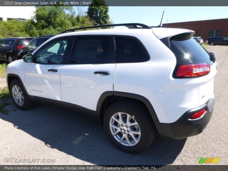 Bright White / Black 2017 Jeep Cherokee Sport 4x4
