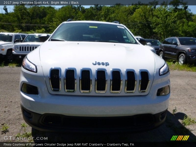 Bright White / Black 2017 Jeep Cherokee Sport 4x4