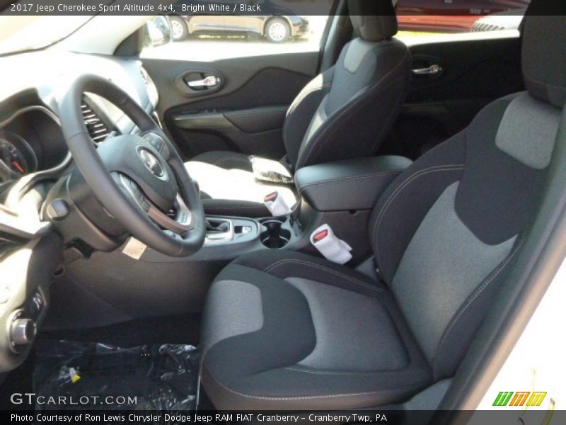 Bright White / Black 2017 Jeep Cherokee Sport Altitude 4x4