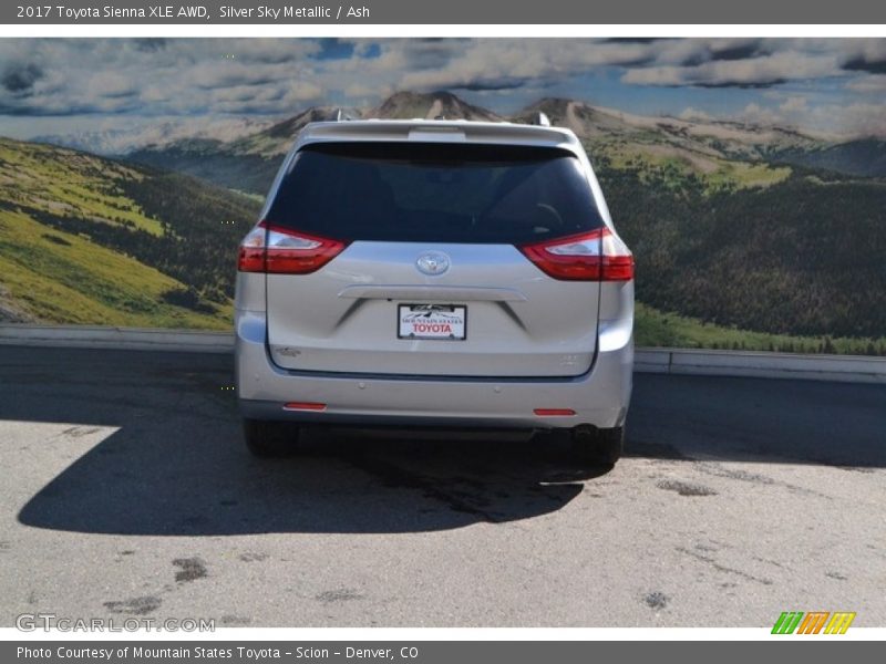 Silver Sky Metallic / Ash 2017 Toyota Sienna XLE AWD