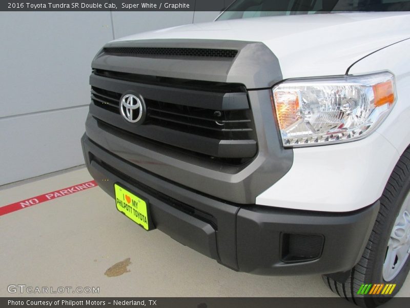 Super White / Graphite 2016 Toyota Tundra SR Double Cab