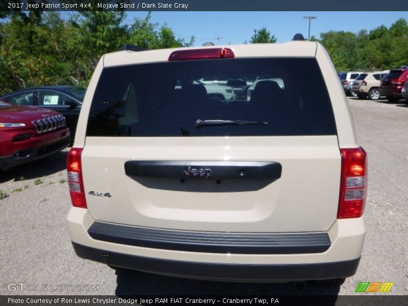 Mojave Sand / Dark Slate Gray 2017 Jeep Patriot Sport 4x4