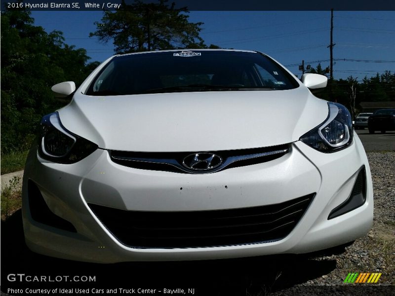 White / Gray 2016 Hyundai Elantra SE
