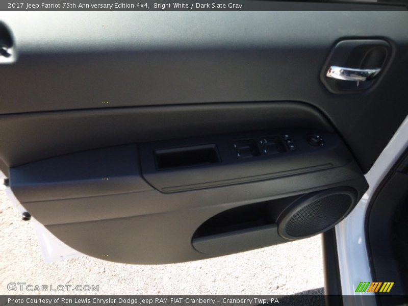 Bright White / Dark Slate Gray 2017 Jeep Patriot 75th Anniversary Edition 4x4