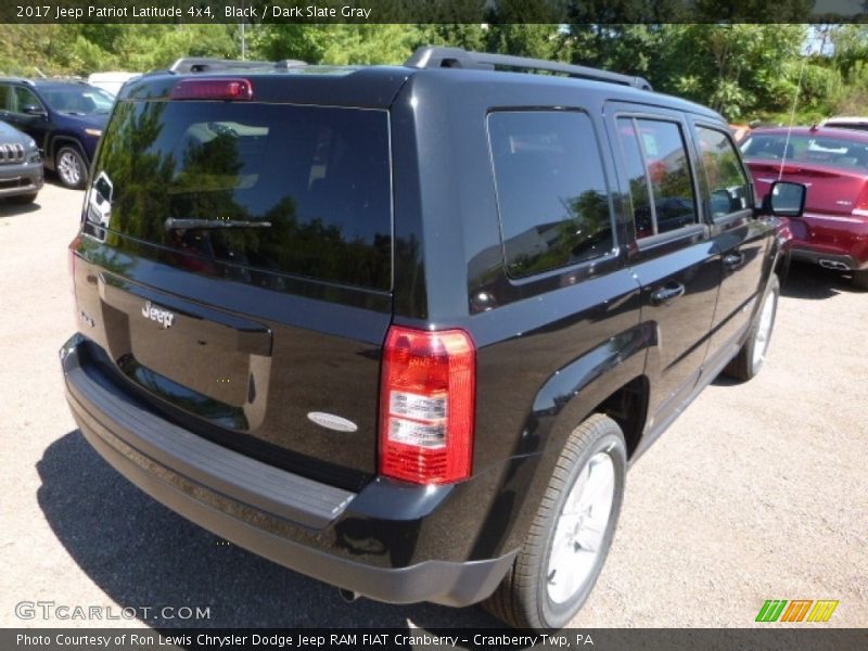 Black / Dark Slate Gray 2017 Jeep Patriot Latitude 4x4