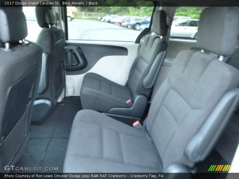 Billet Metallic / Black 2017 Dodge Grand Caravan SE