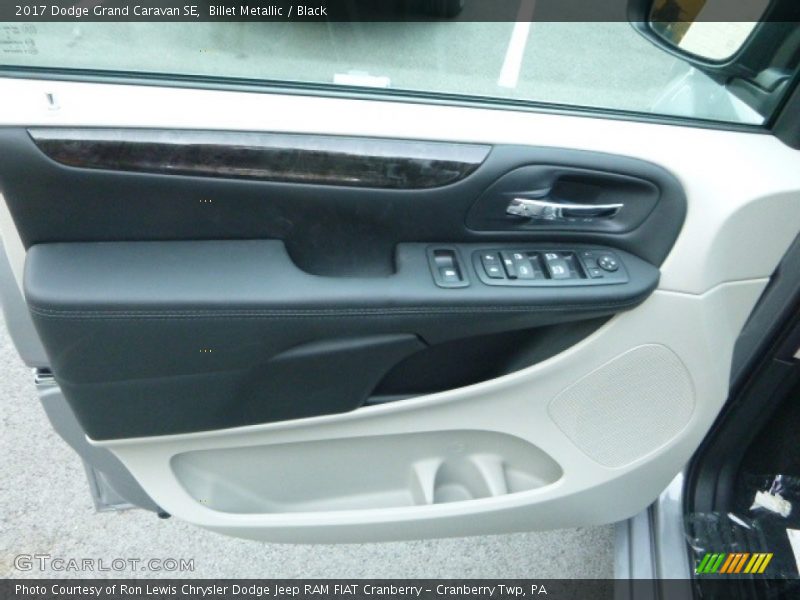 Billet Metallic / Black 2017 Dodge Grand Caravan SE