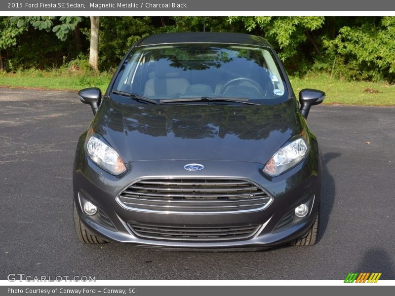 Magnetic Metallic / Charcoal Black 2015 Ford Fiesta SE Sedan