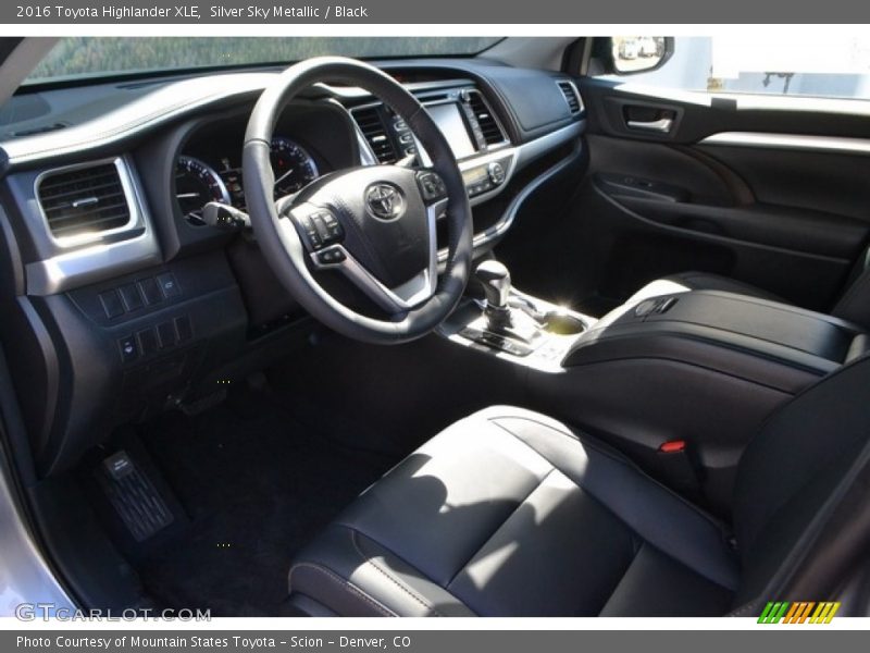 Silver Sky Metallic / Black 2016 Toyota Highlander XLE