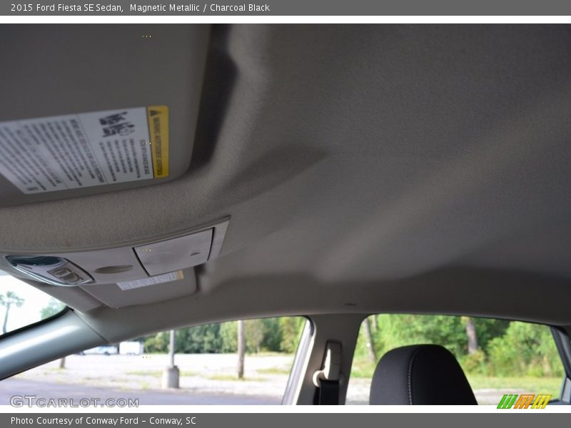 Magnetic Metallic / Charcoal Black 2015 Ford Fiesta SE Sedan