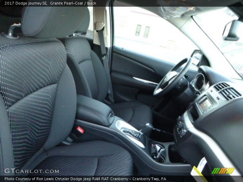 Granite Pearl-Coat / Black 2017 Dodge Journey SE