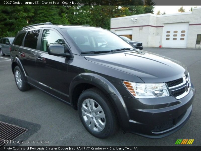 Granite Pearl-Coat / Black 2017 Dodge Journey SE