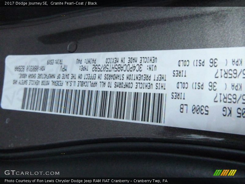 Granite Pearl-Coat / Black 2017 Dodge Journey SE