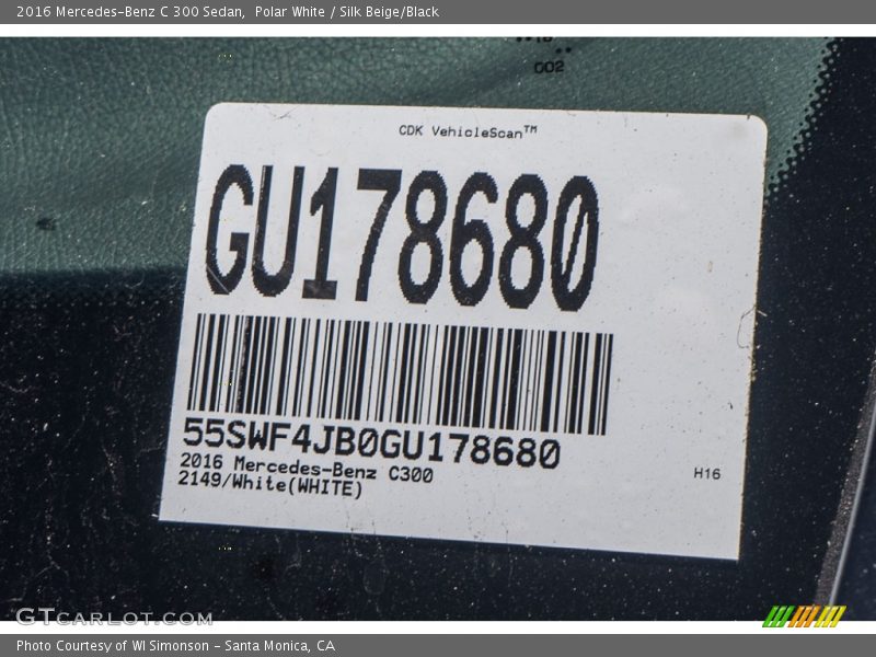 Polar White / Silk Beige/Black 2016 Mercedes-Benz C 300 Sedan