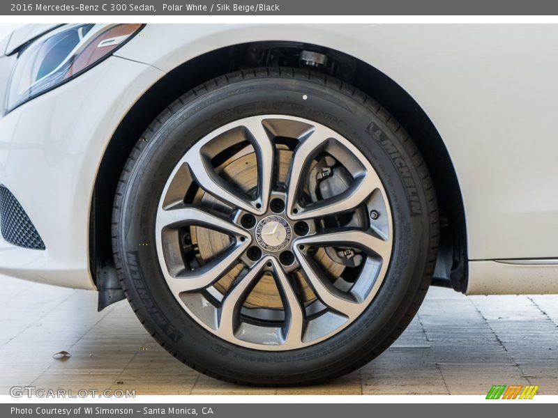 Polar White / Silk Beige/Black 2016 Mercedes-Benz C 300 Sedan