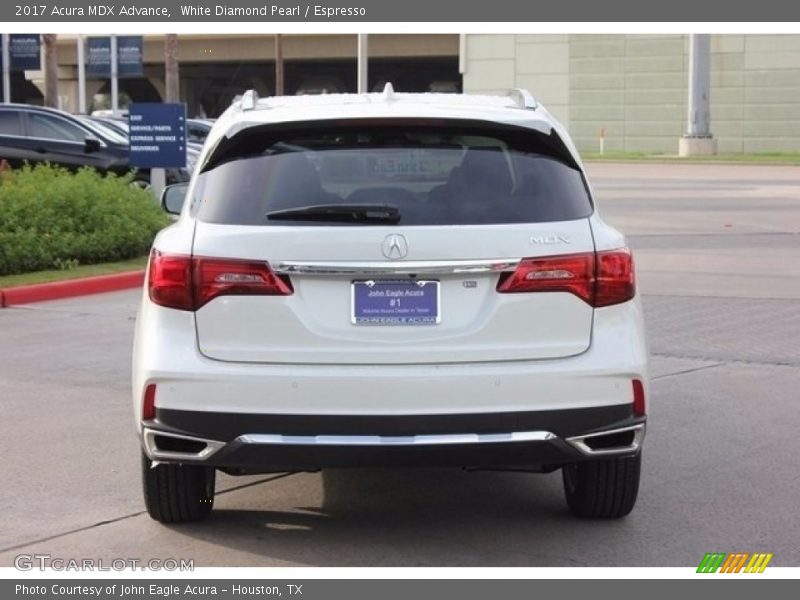 White Diamond Pearl / Espresso 2017 Acura MDX Advance