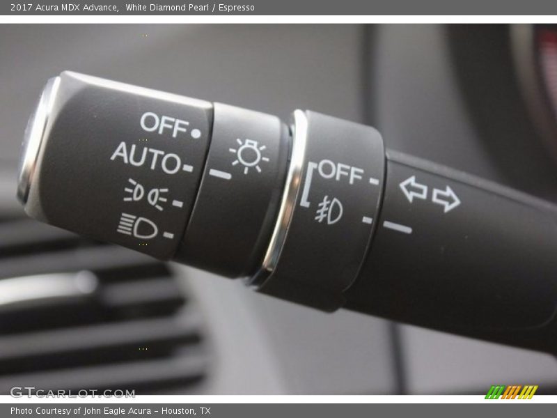 White Diamond Pearl / Espresso 2017 Acura MDX Advance