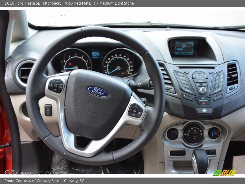 Ruby Red Metallic / Medium Light Stone 2016 Ford Fiesta SE Hatchback