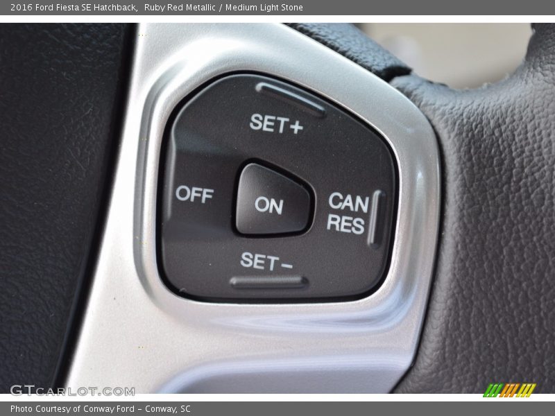 Ruby Red Metallic / Medium Light Stone 2016 Ford Fiesta SE Hatchback