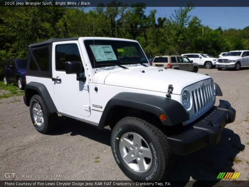 Bright White / Black 2016 Jeep Wrangler Sport